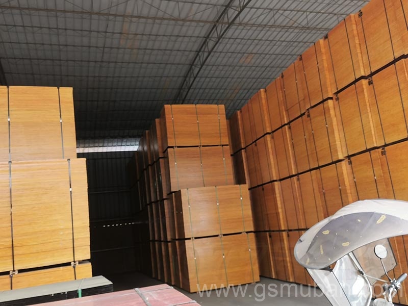 工地上的模板多少錢一張?多用2-3次，降低成本