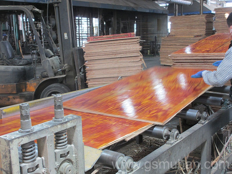 建筑膠合板價(jià)格是多少?如何選擇 建筑膠合板價(jià)格是多少?如何選擇